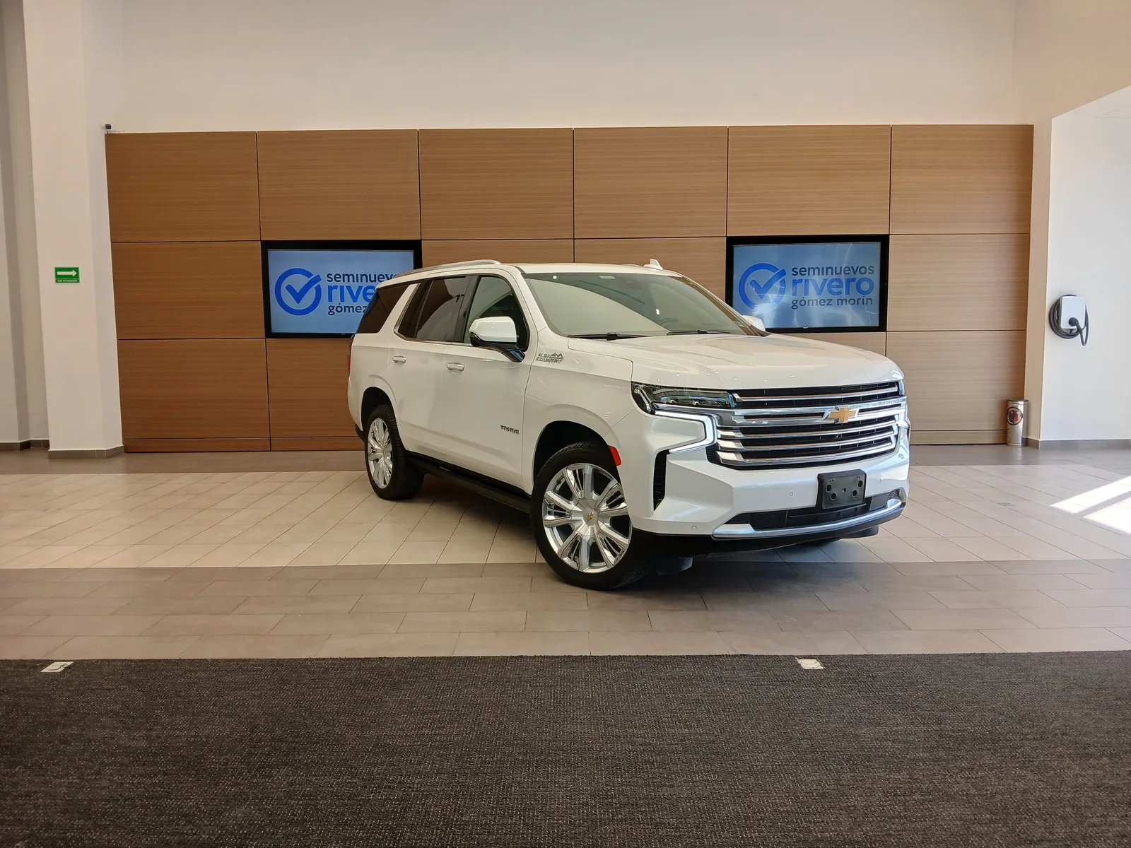 Chevrolet Tahoe High Country 2022 seminueva inventario 1102