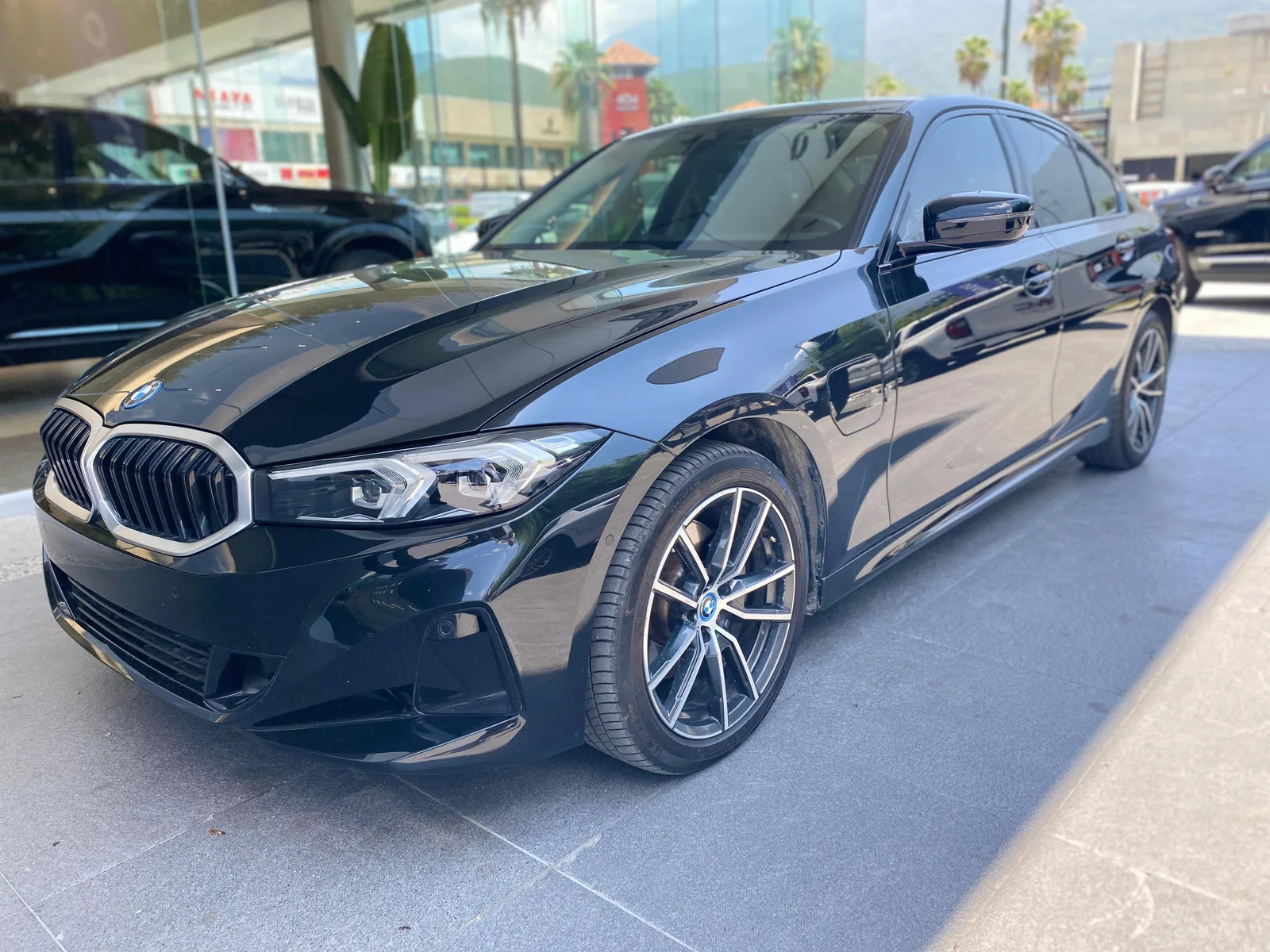 BMW 330e 2024 seminuevo inventario 1196